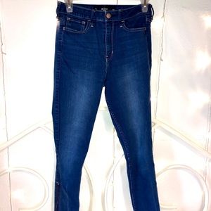 Hollister 3 dark wash jeans with copper zip